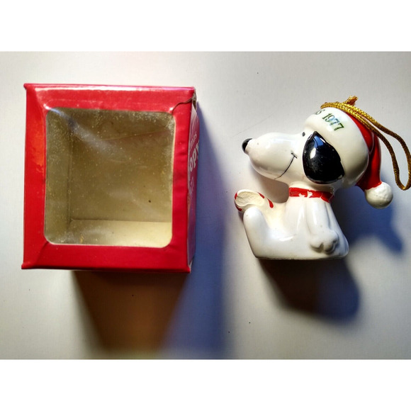 Snoopy Dog Christmas Ornament Peanuts 1977 Porcelain Figure Candy Cane w/ Box #4 - Picture 1 of 5